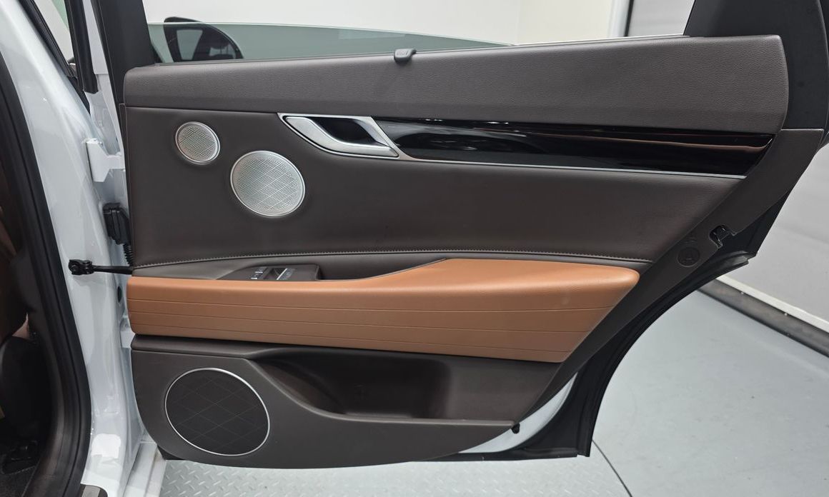 Genesis G80 2023