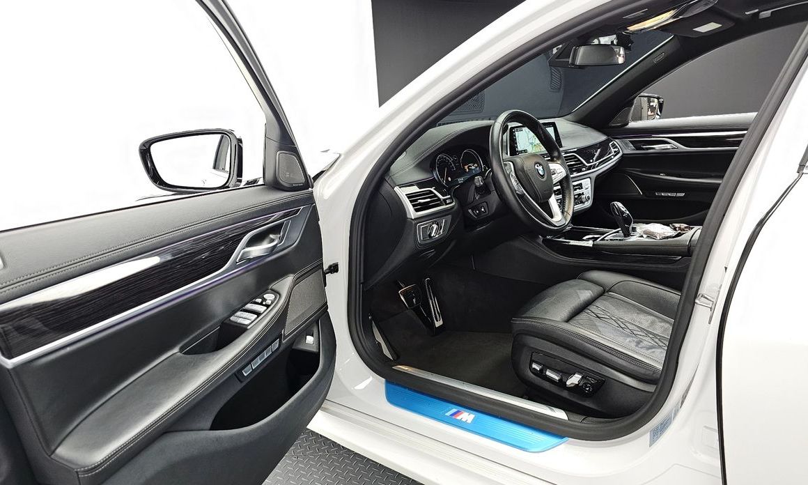 BMW 7-Series 2018