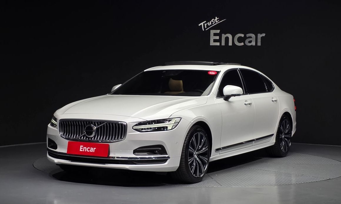 Volvo S90 2023
