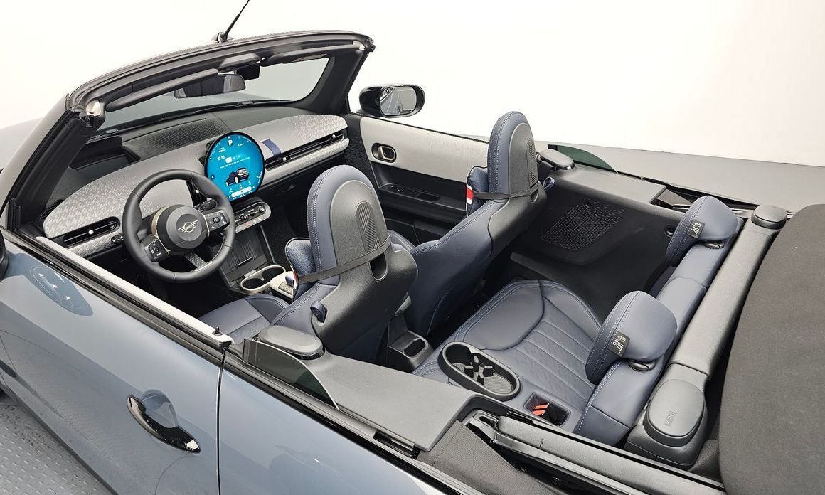Mini Cooper Convertible 2025