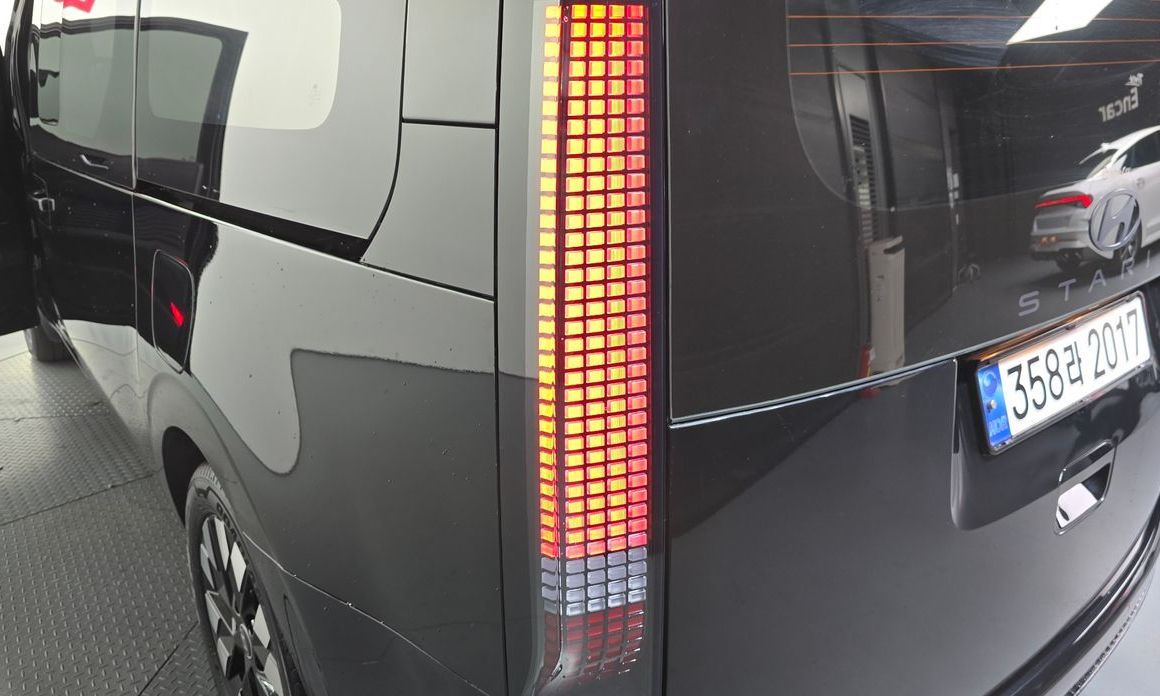 Hyundai Staria 2025