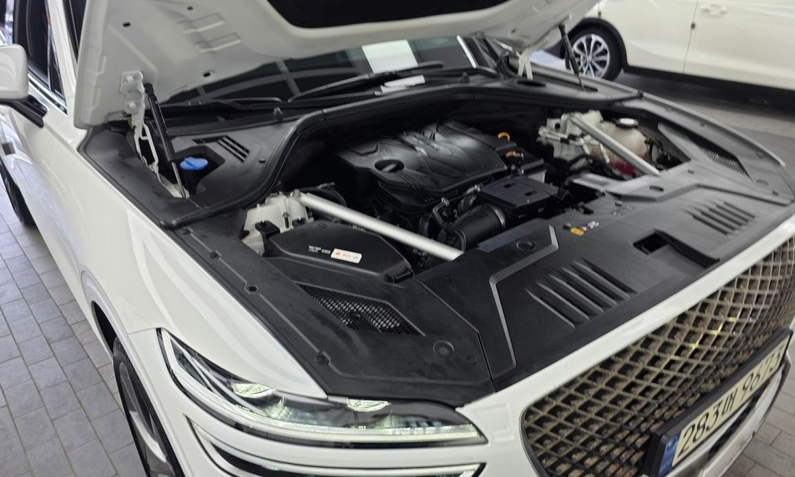 Genesis GV70 2024