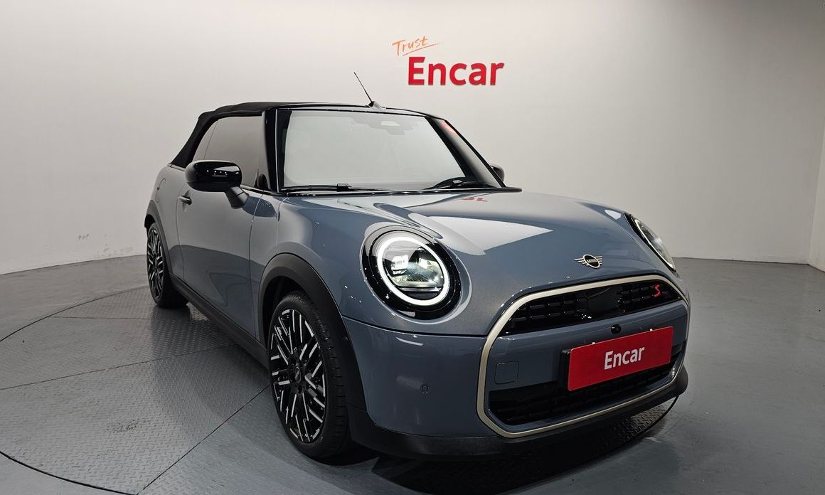 Mini Cooper Convertible 2025