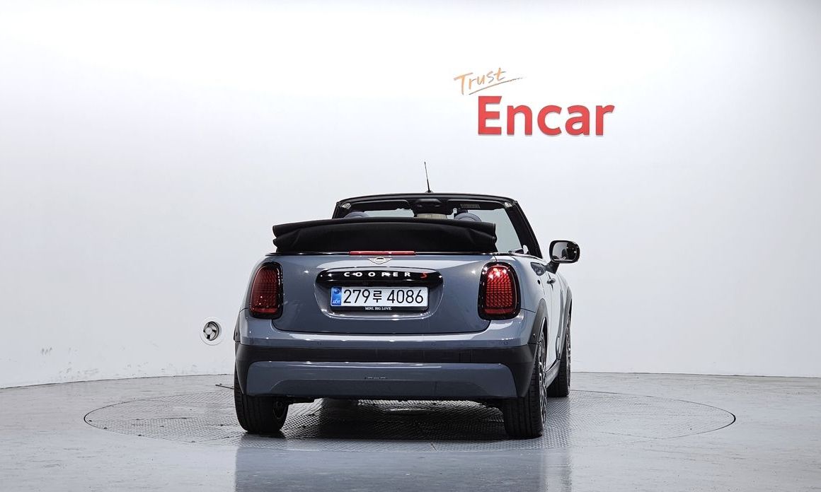 Mini Cooper Convertible 2025