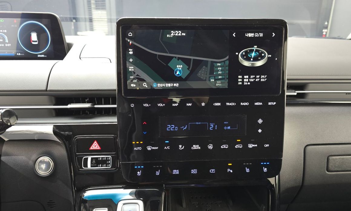 Hyundai Staria 2025