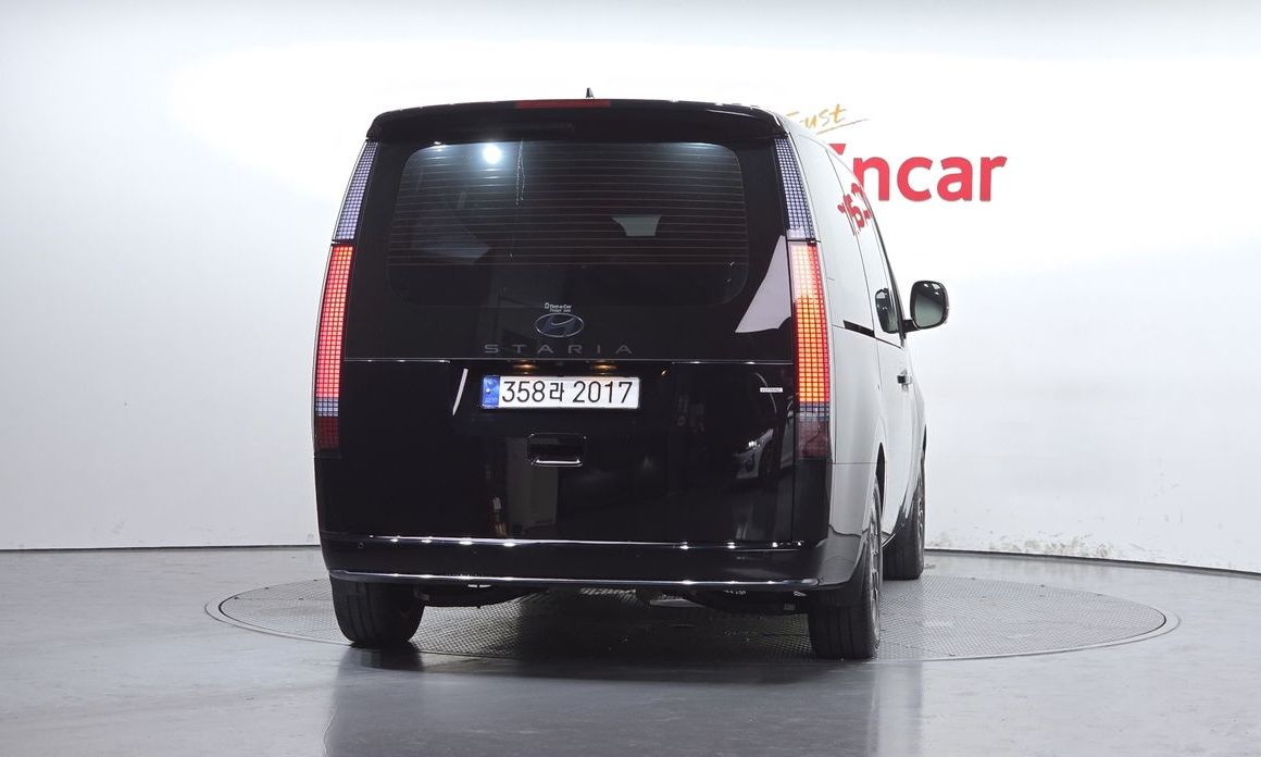 Hyundai Staria 2025