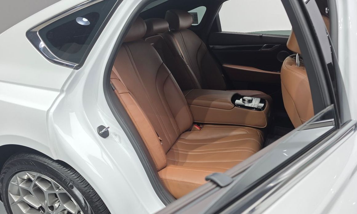 Genesis G80 2023