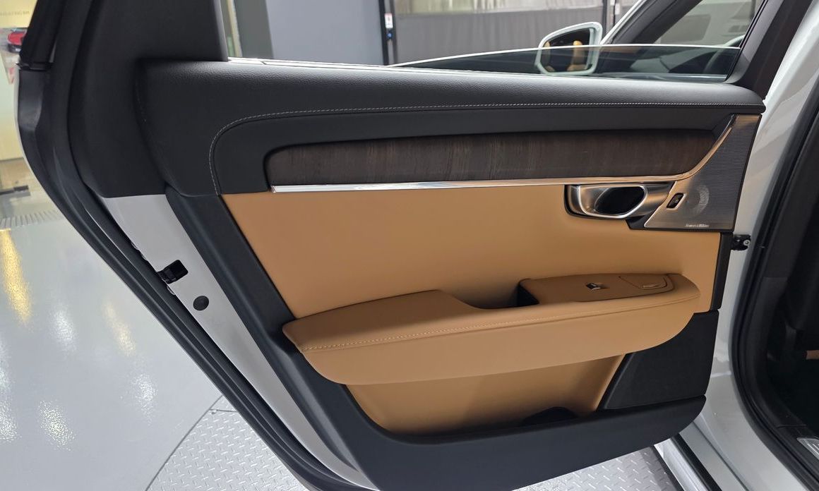 Volvo S90 2023