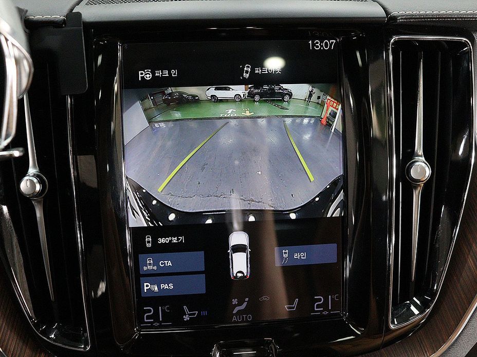 Volvo XC60 2021