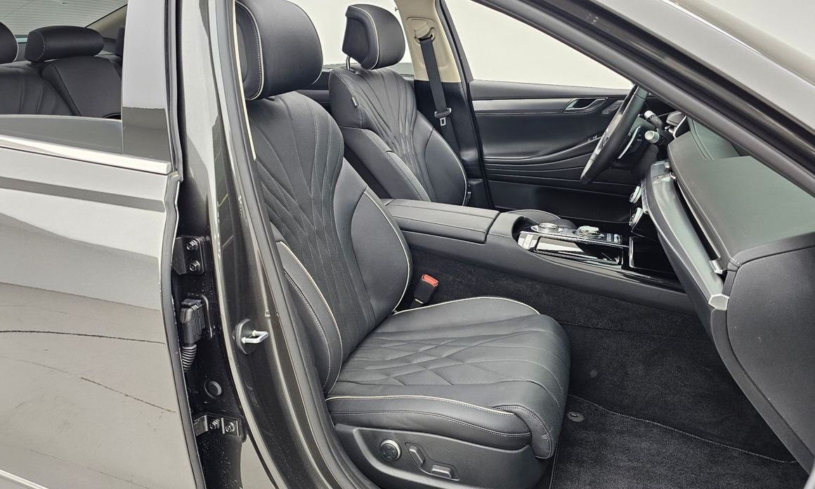 Genesis G80 2023