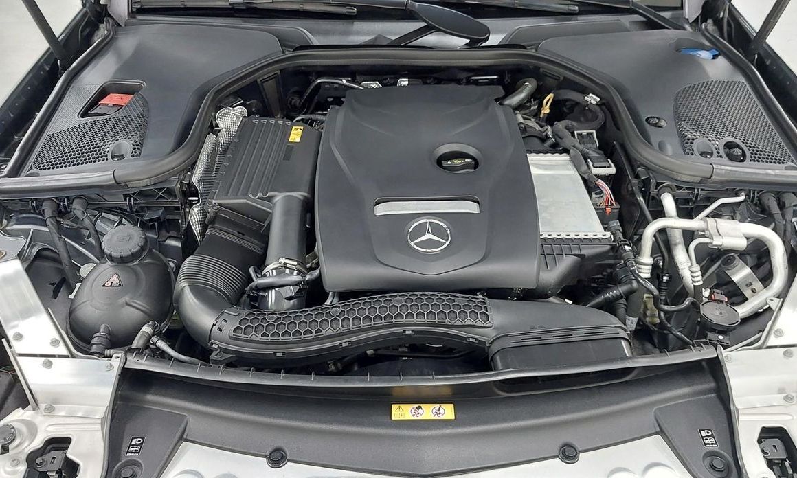 Mercedes-Benz E-Class 2022