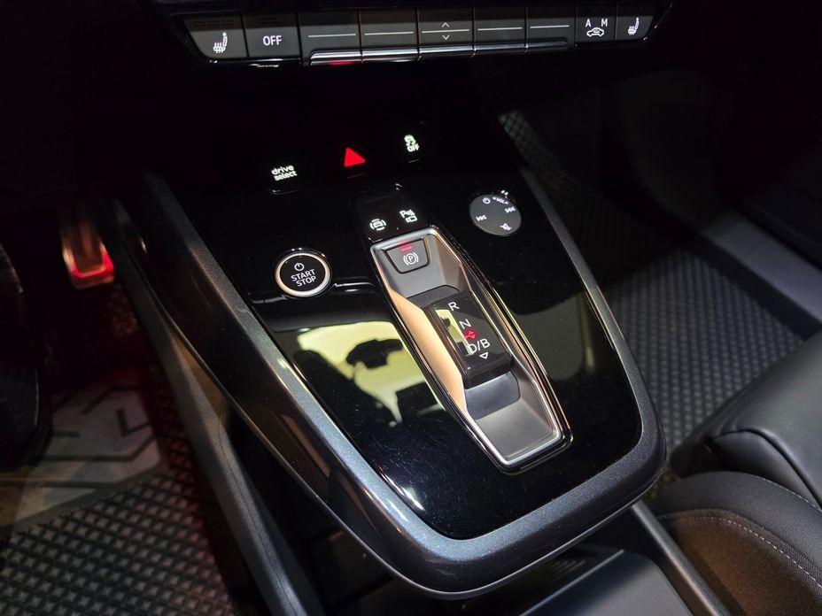 Audi Q4 e-tron 2023