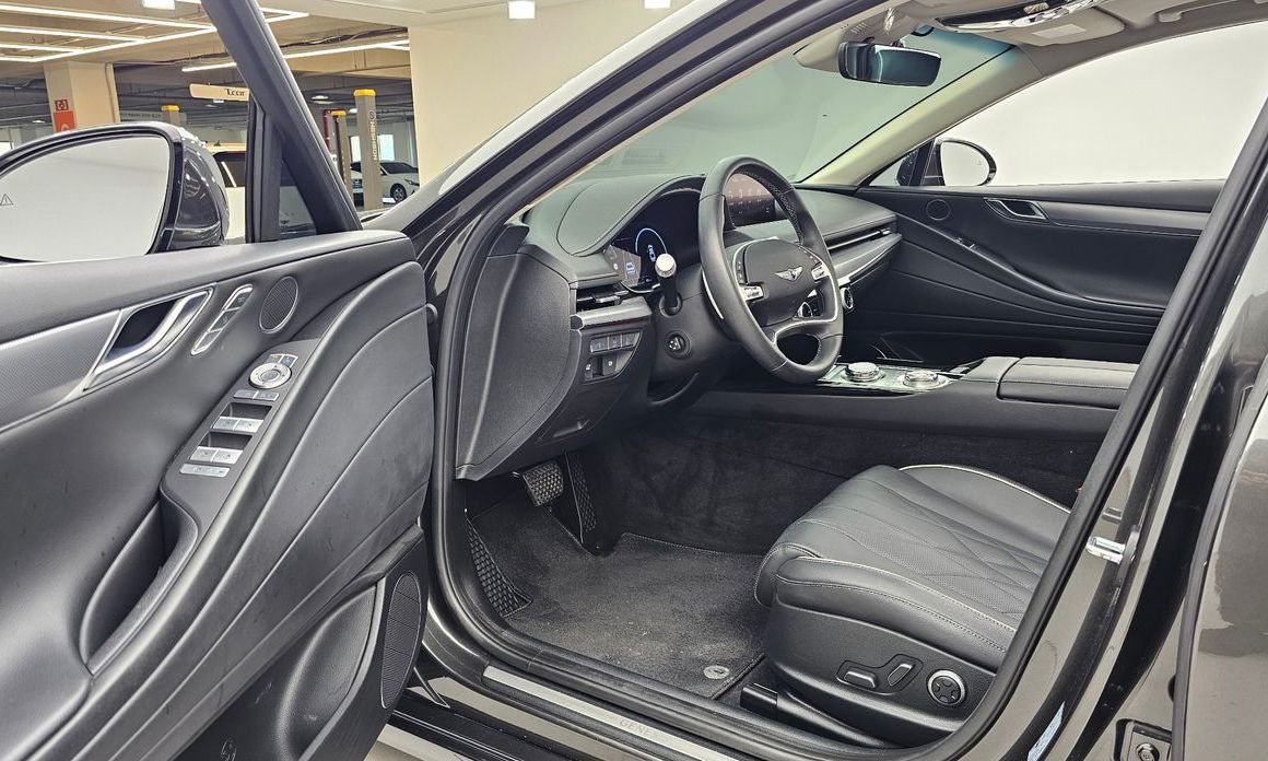 Genesis G80 2023