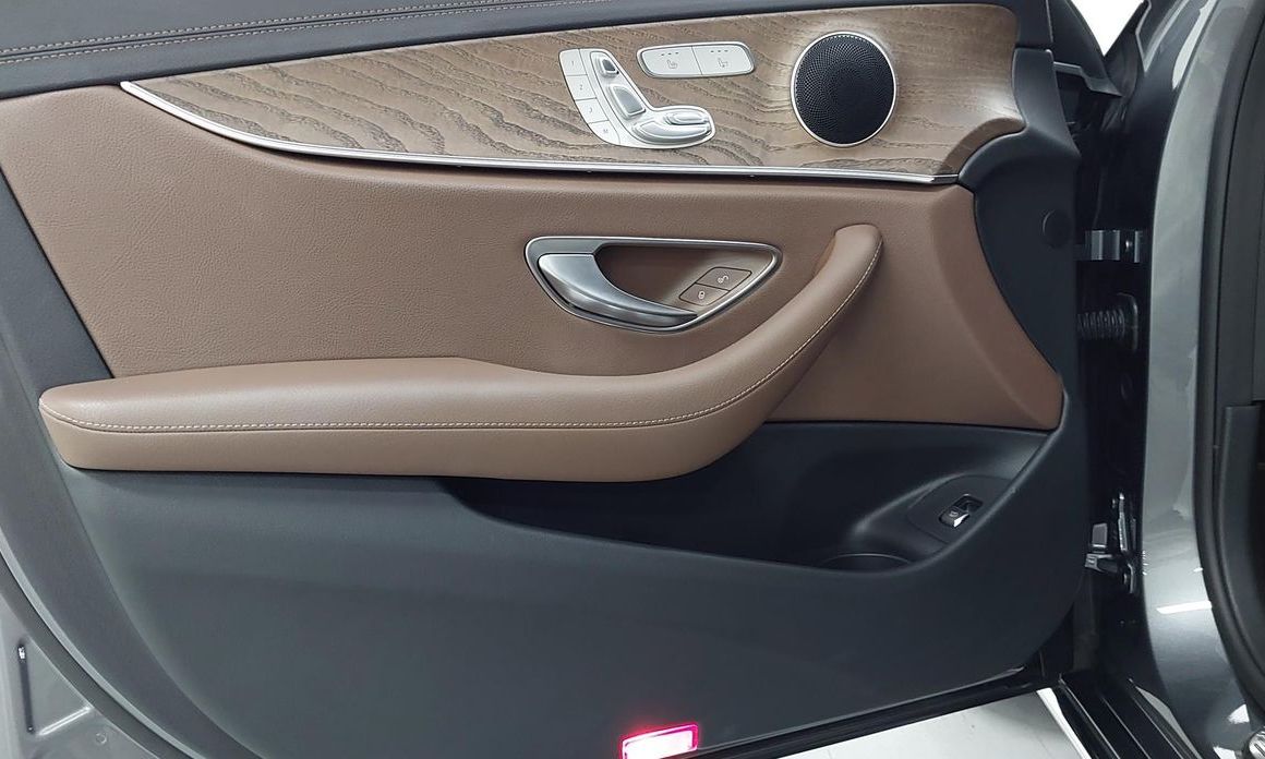 Mercedes-Benz E-Class 2022