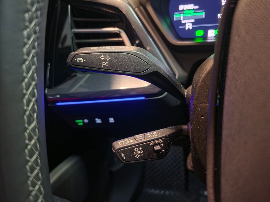 Audi Q4 e-tron 2023