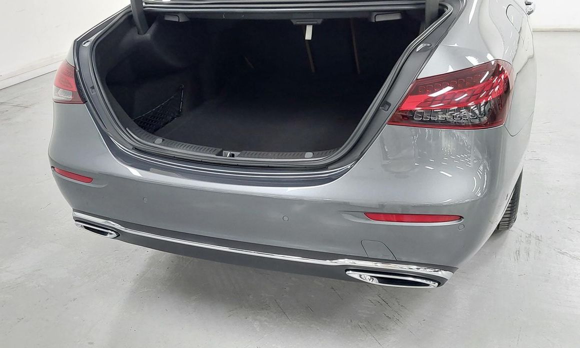 Mercedes-Benz E-Class 2022