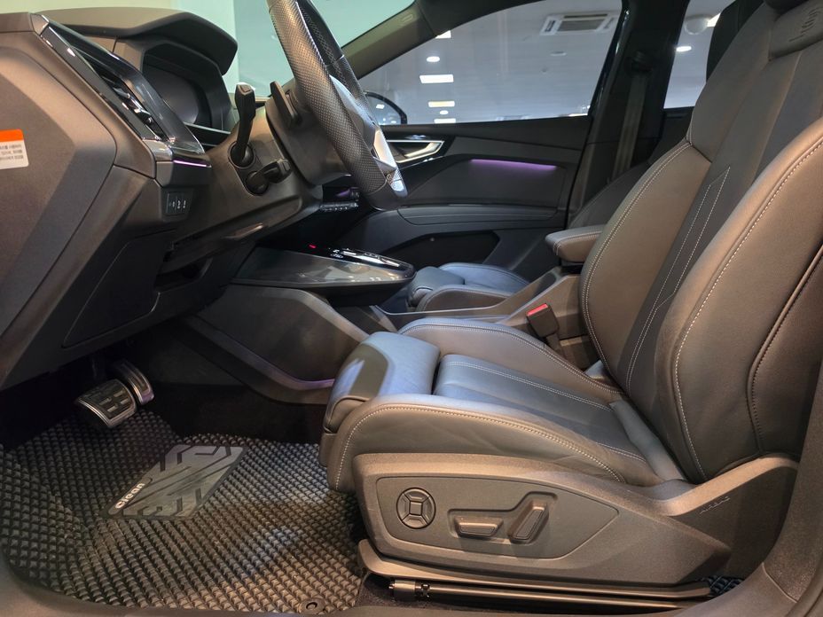 Audi Q4 e-tron 2023