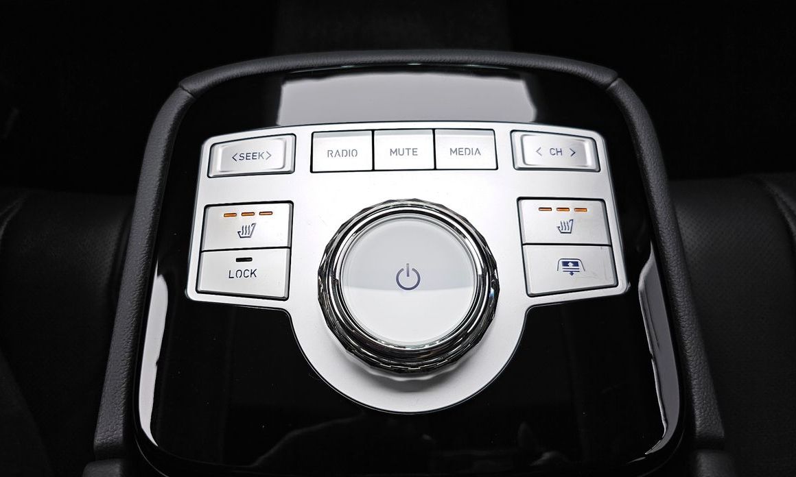 Genesis G80 2023