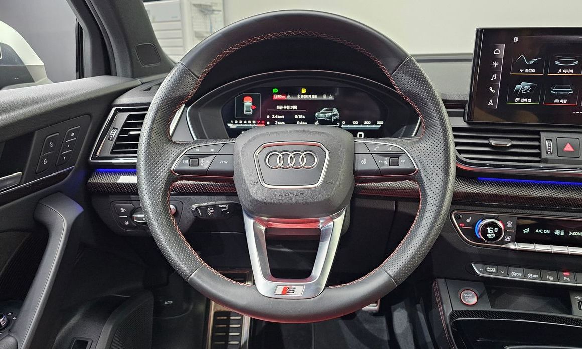 Audi SQ5 2021