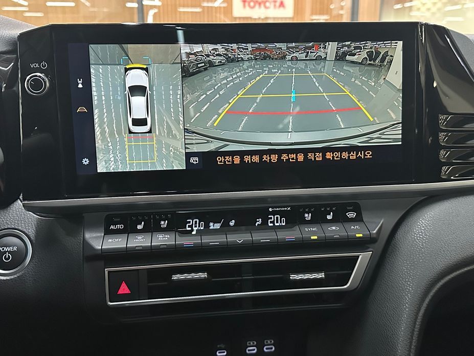 Toyota Camry 2026