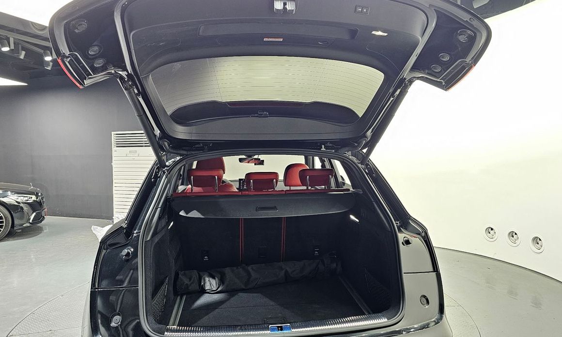 Audi SQ5 2021