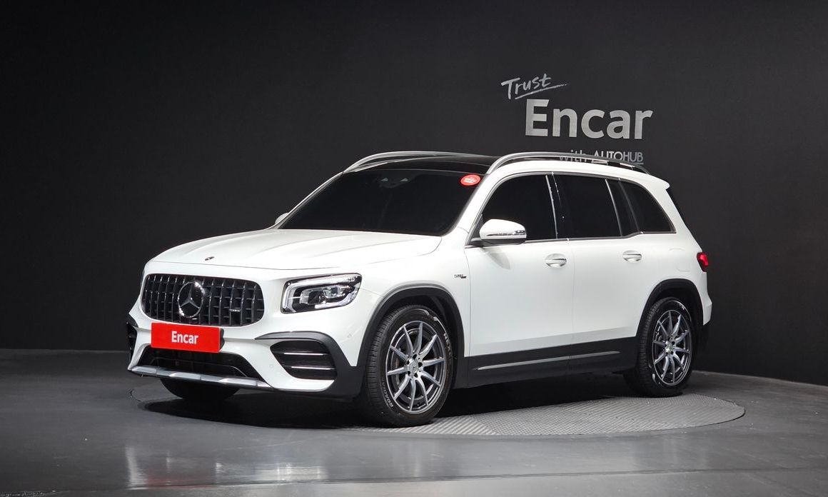 Mercedes-Benz GLB-Class 2023