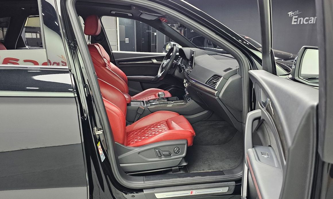 Audi SQ5 2021
