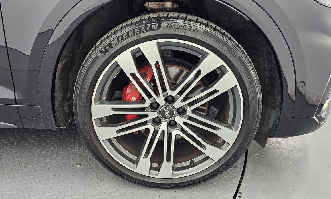 Audi SQ5 2021