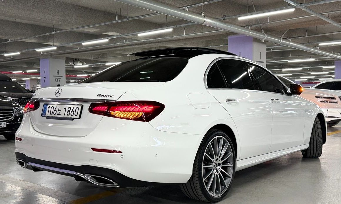 Mercedes-Benz E-Class 2022
