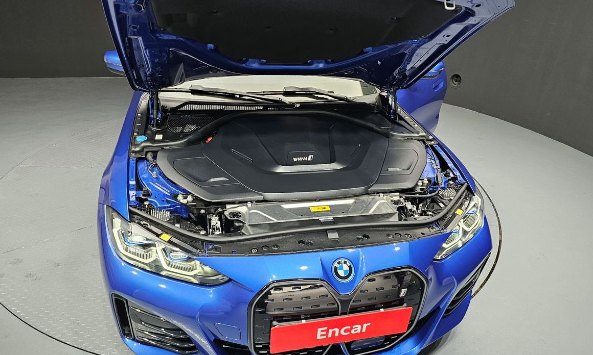 BMW i4 2024
