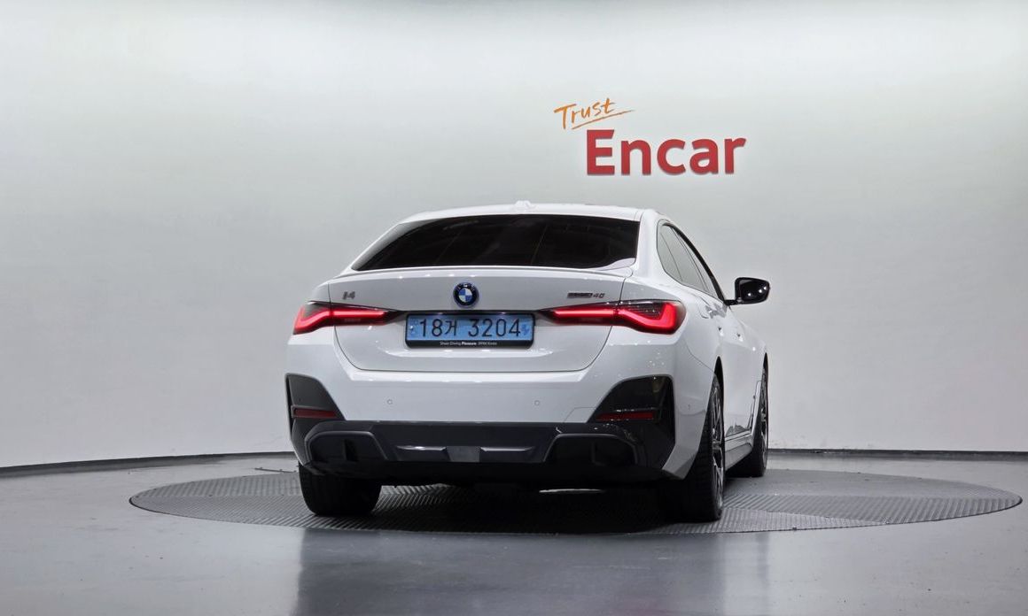 BMW i4 2024