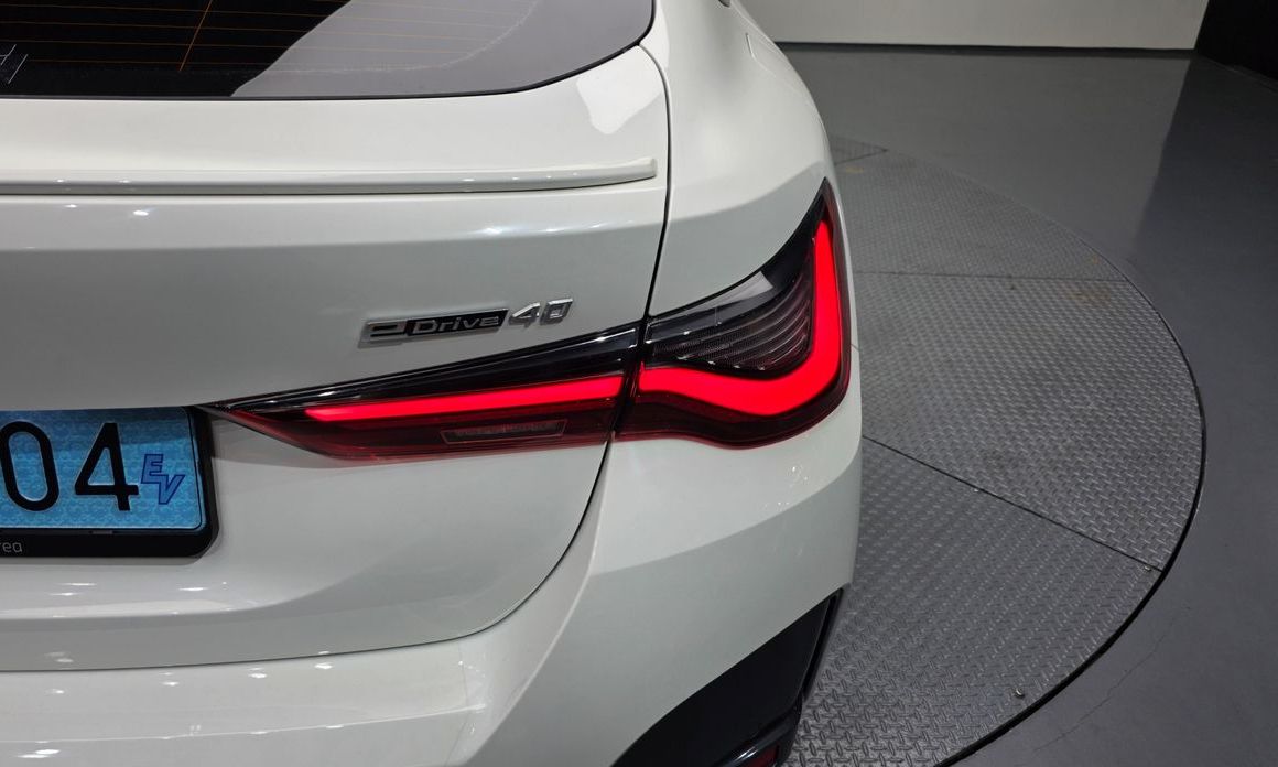 BMW i4 2024