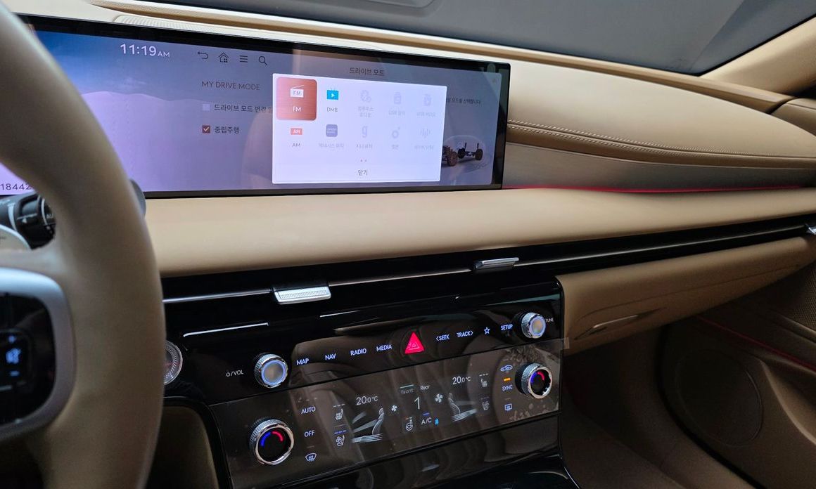 Genesis G80 2025