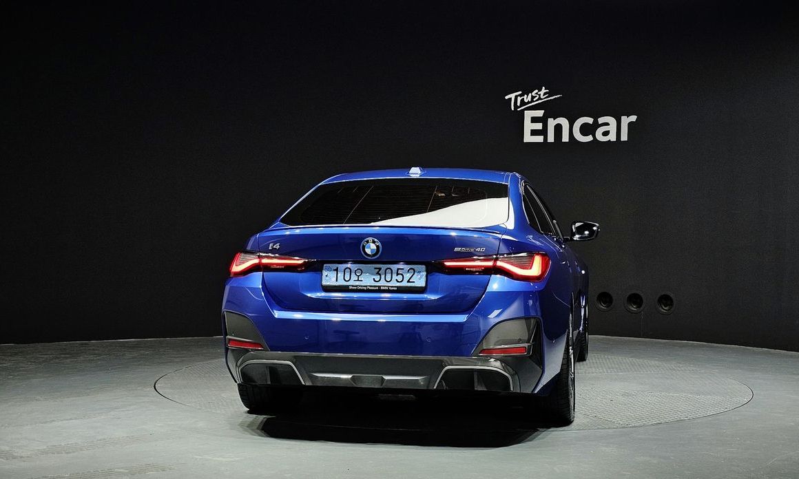 BMW i4 2024