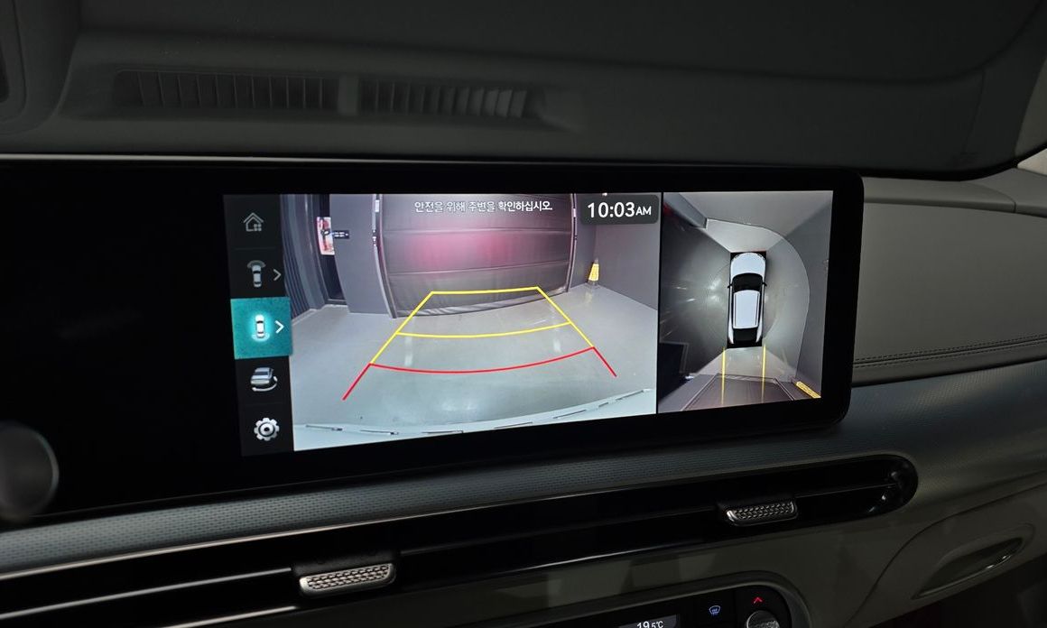 Genesis GV60 2023