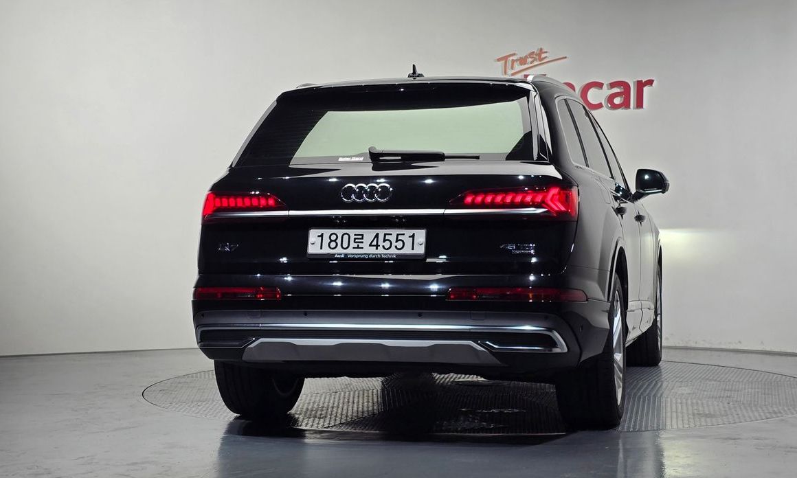 Audi Q7 2023