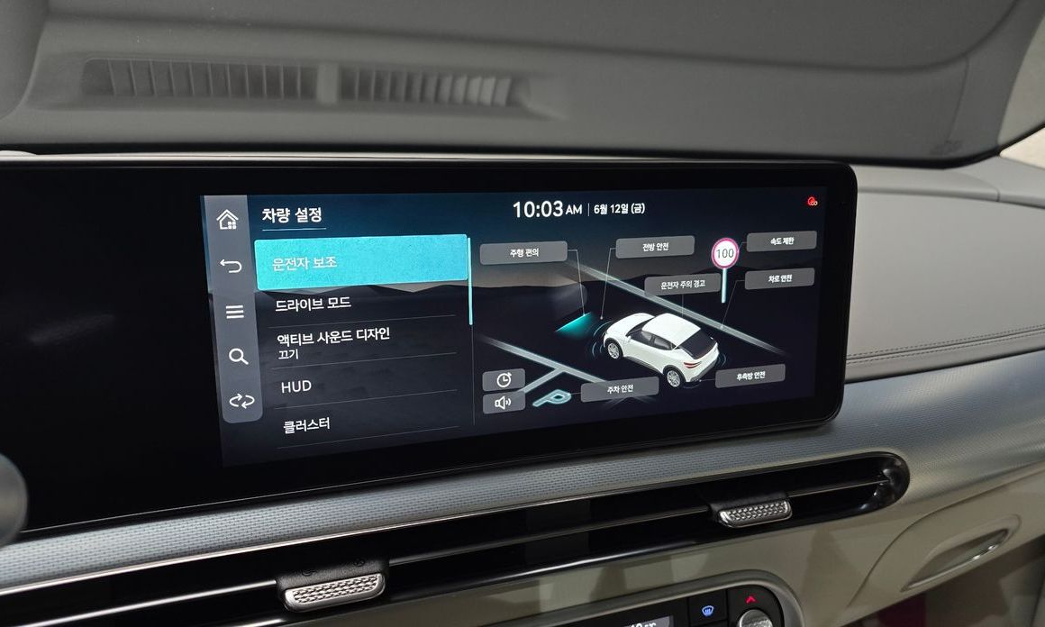 Genesis GV60 2023