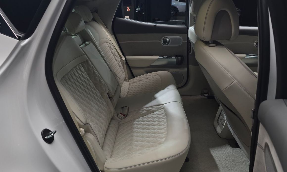 Genesis GV60 2023