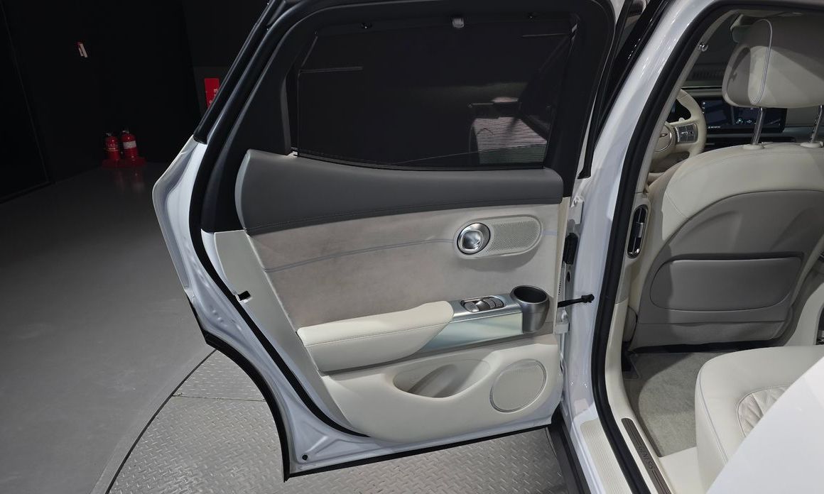 Genesis GV60 2023