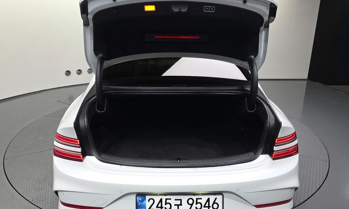 Genesis G80 2025