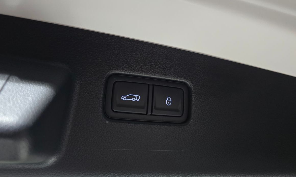 Genesis GV60 2023