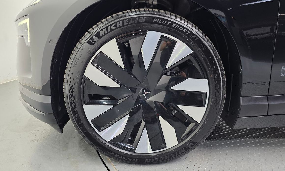 Polestar Polestar 4 2025