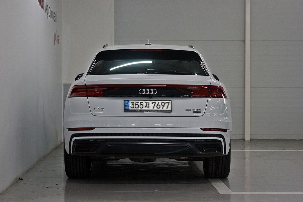 Audi Q8 2023