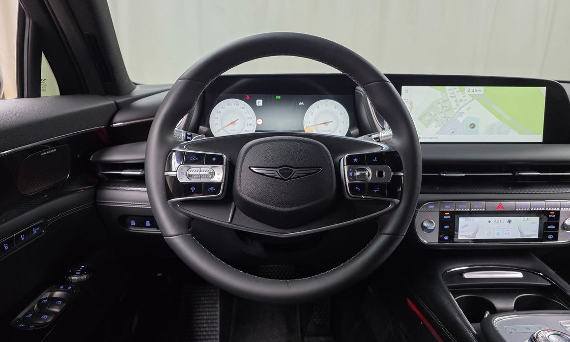 Genesis G90 2023