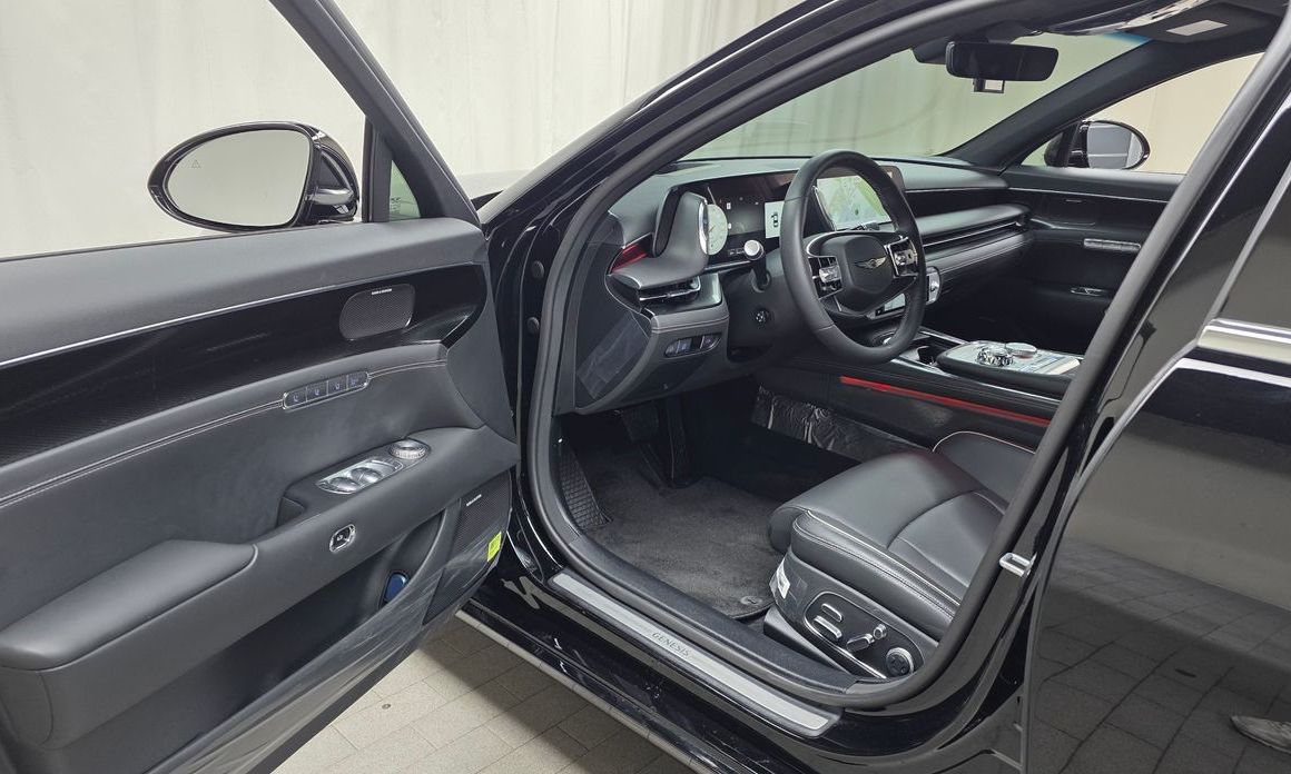 Genesis G90 2023