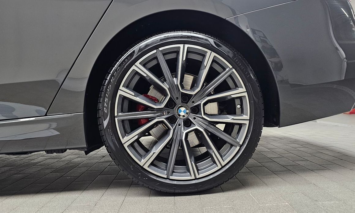BMW Gran Turismo 2024