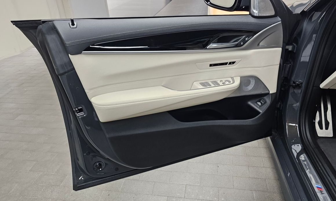 BMW Gran Turismo 2024