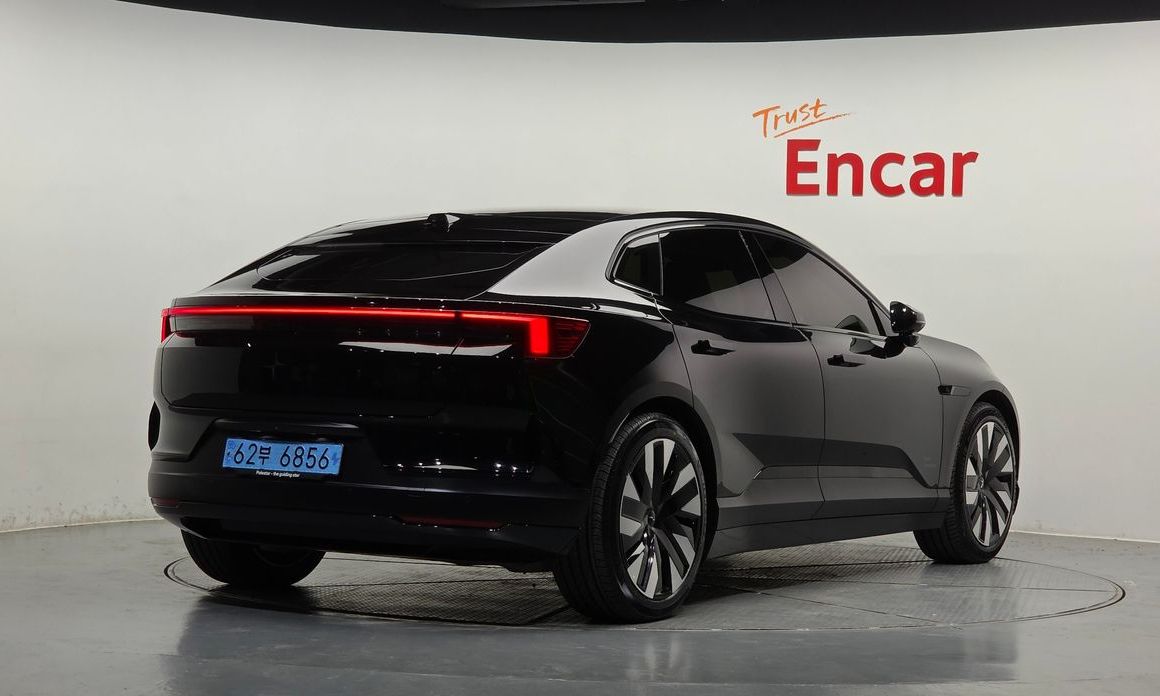 Polestar Polestar 4 2025