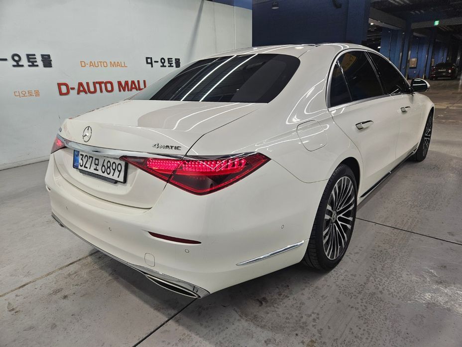 Mercedes-Benz S-Class 2022