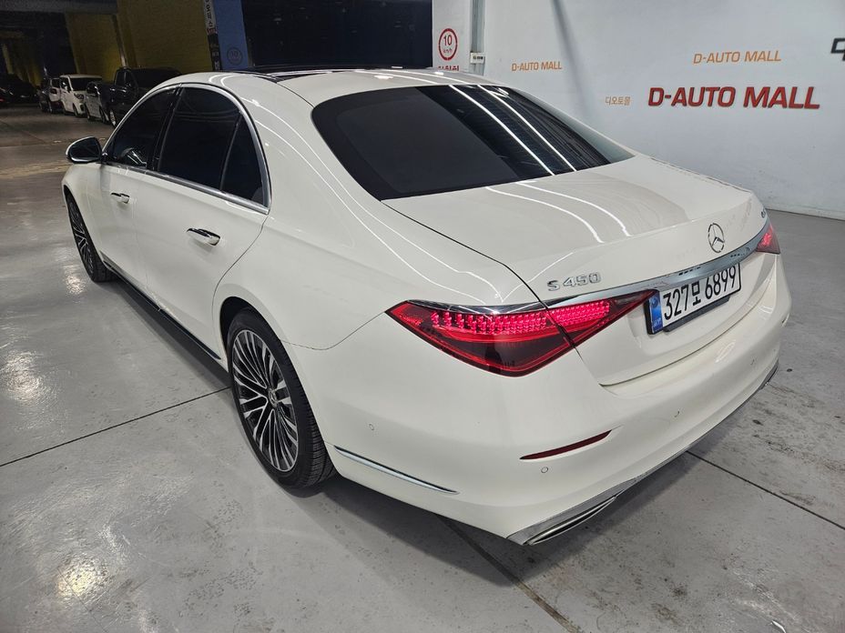 Mercedes-Benz S-Class 2022